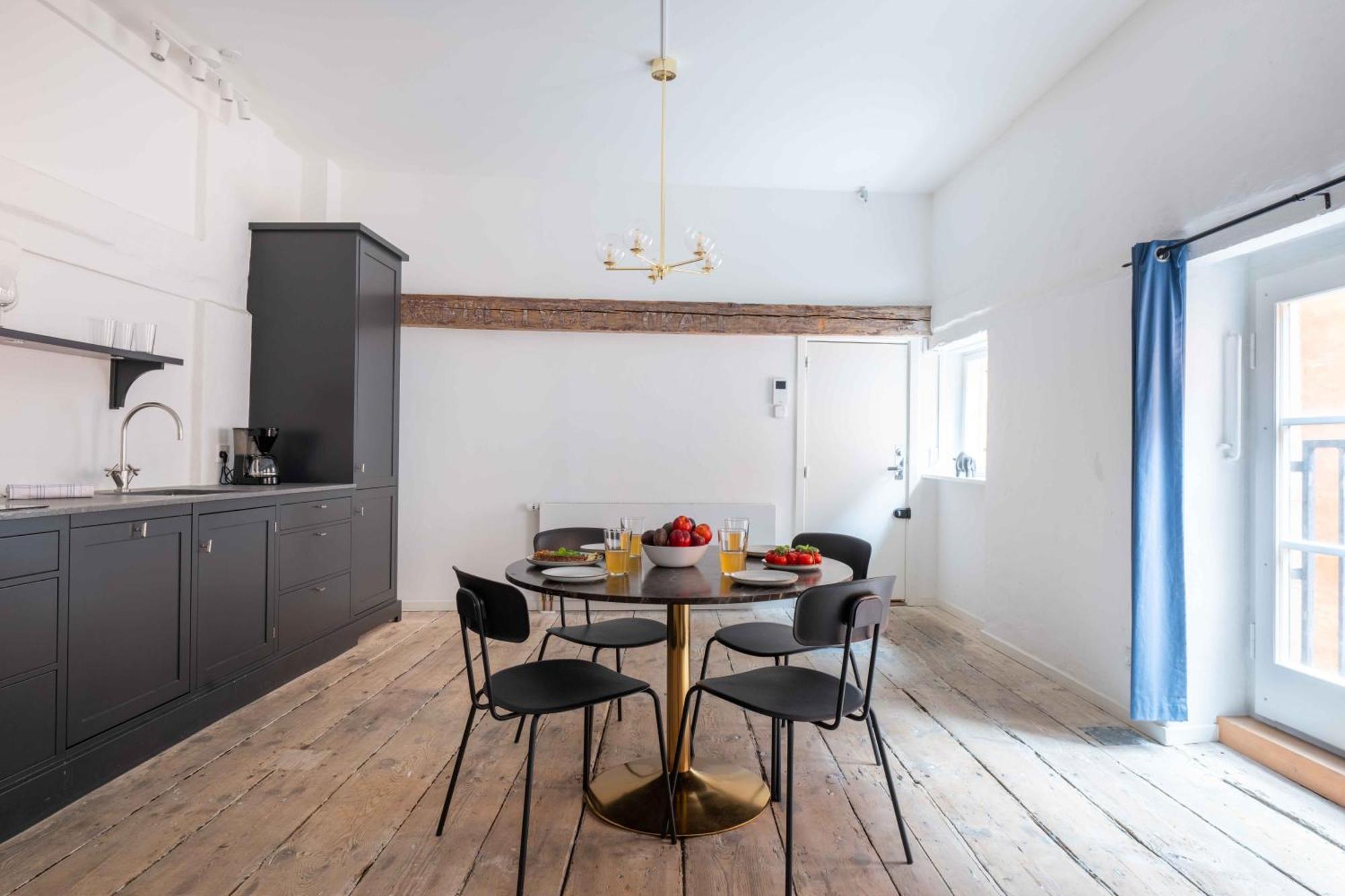 Charismatic Apartments In Copenhagen Old Town Exterior photo